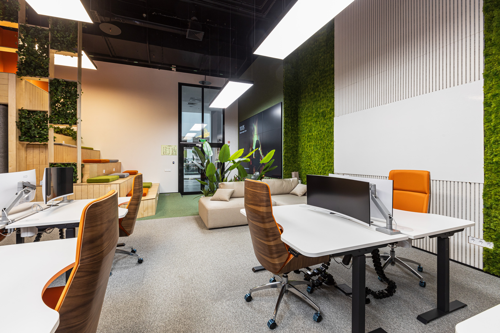 Call center office — interior view