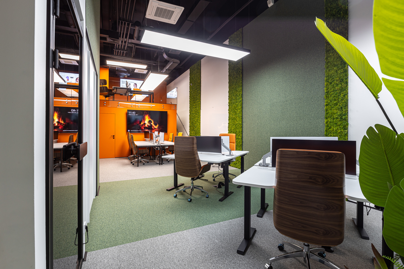 Call center office — interior view